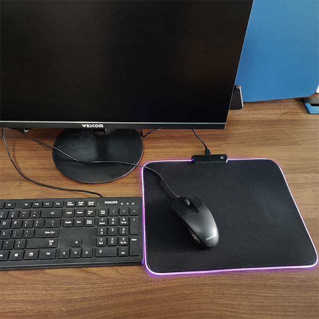 Gaming Mouse Pad RGB LED Light Color Switching